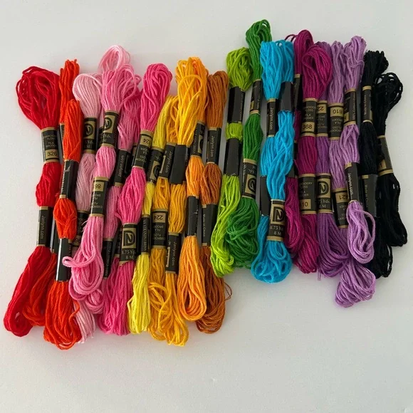 🦋 5/$25 - Assorted Janlynn Multicolor Embroidery Floss Bundle - Picture 2 of 10